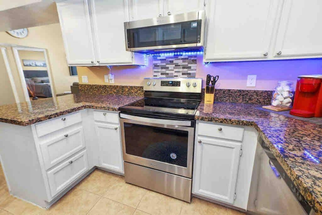 The Cool Cactus Condo With Pool And Jacuzzi Tempe Exterior photo