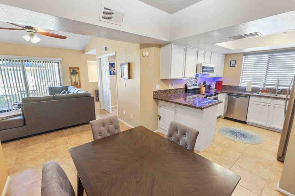 The Cool Cactus Condo With Pool And Jacuzzi Tempe Exterior photo