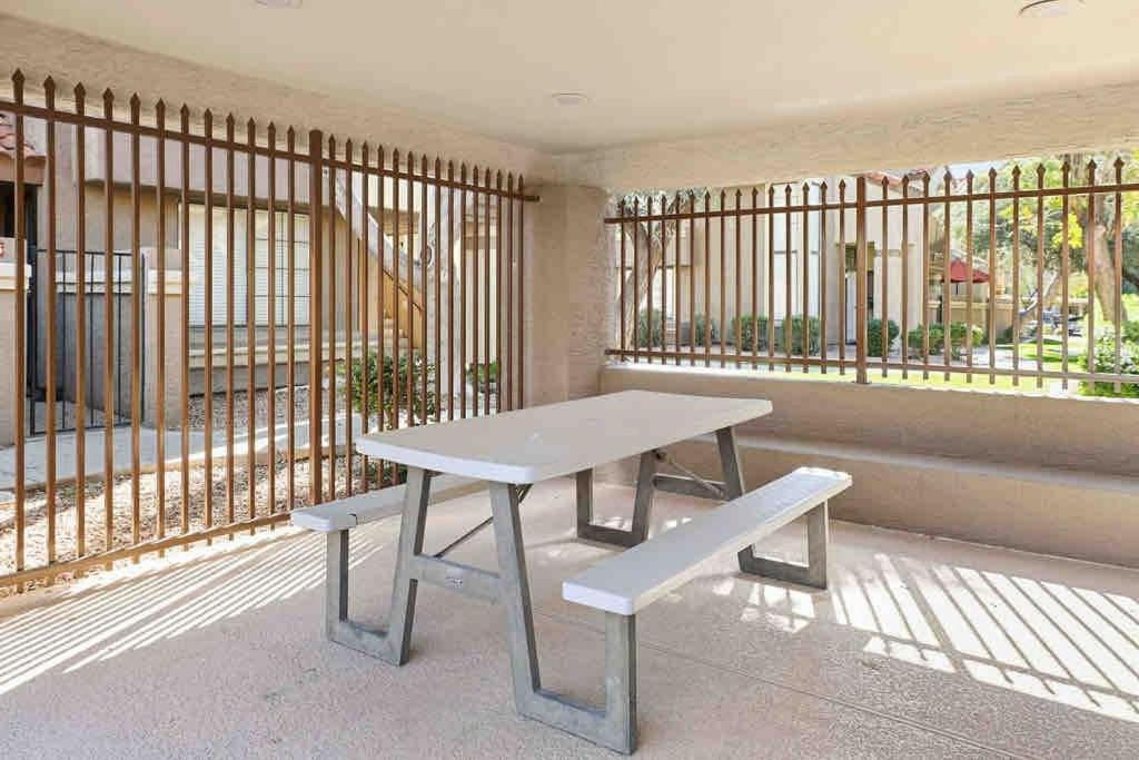 The Cool Cactus Condo With Pool And Jacuzzi Tempe Exterior photo